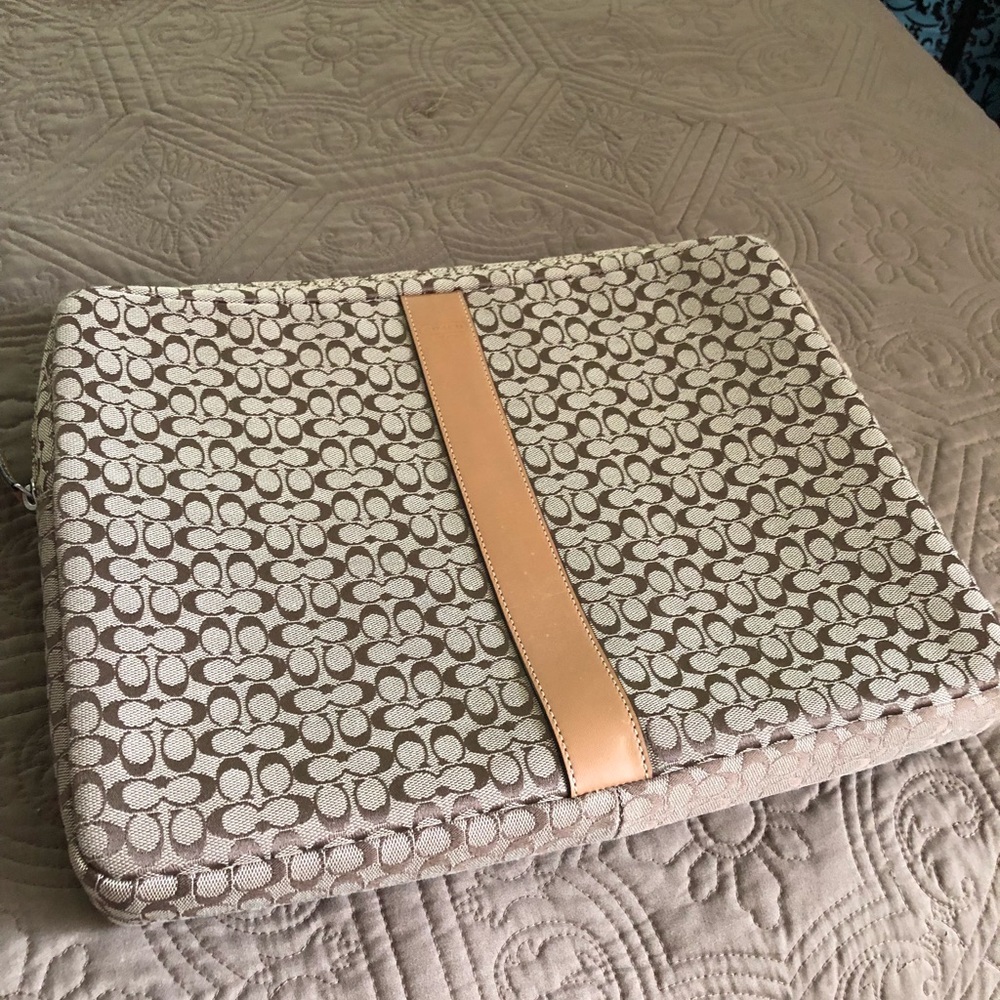 Coach good for Laptop